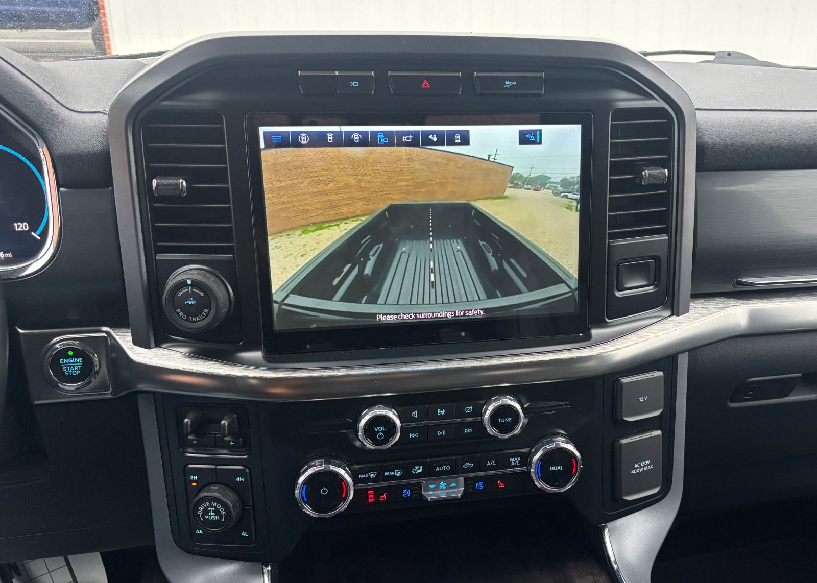 2022 Ford F-150 Lariat - Photo 40