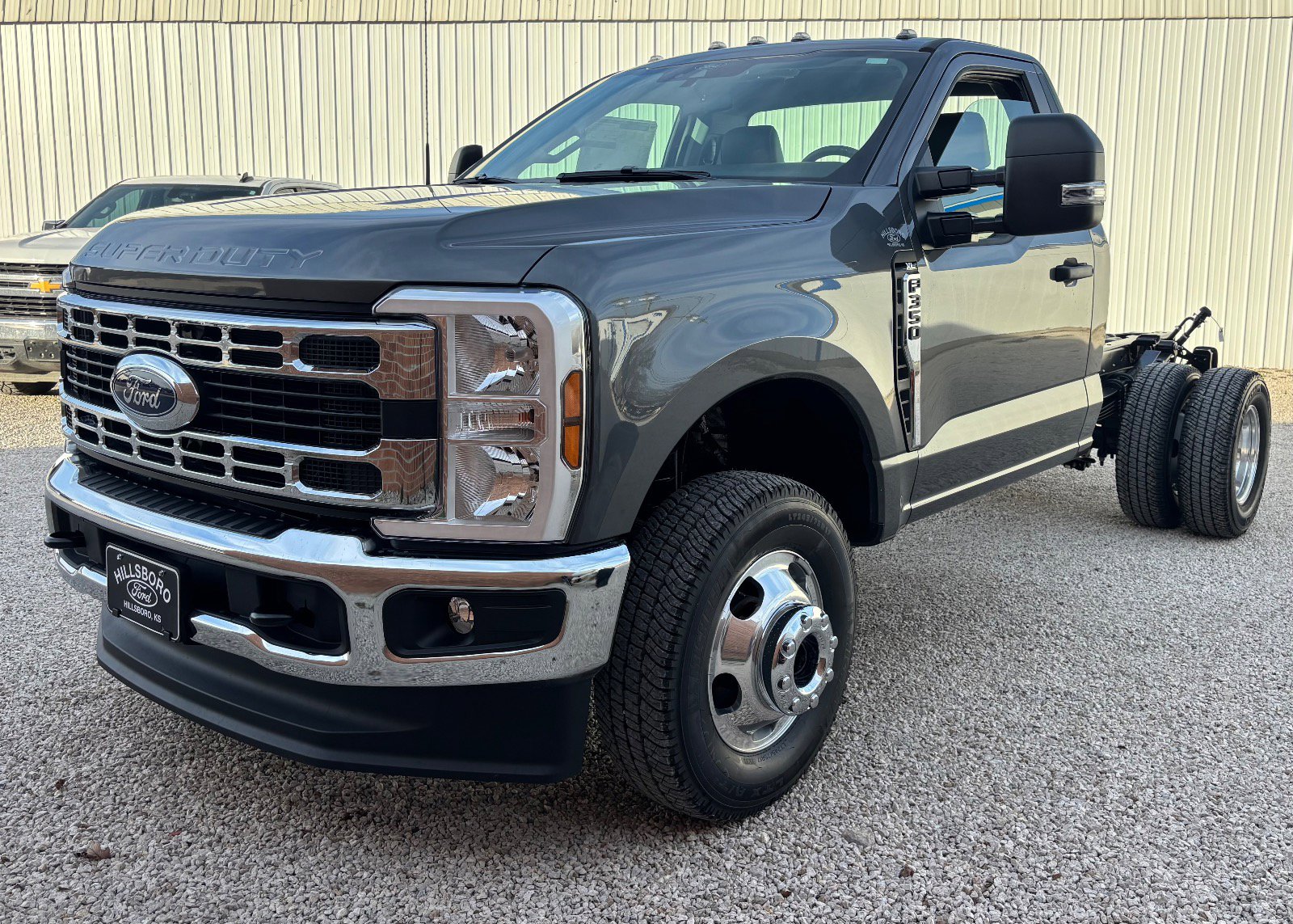 2026 Ford F-350 Super Duty Chassis Cab XL - Photo 7