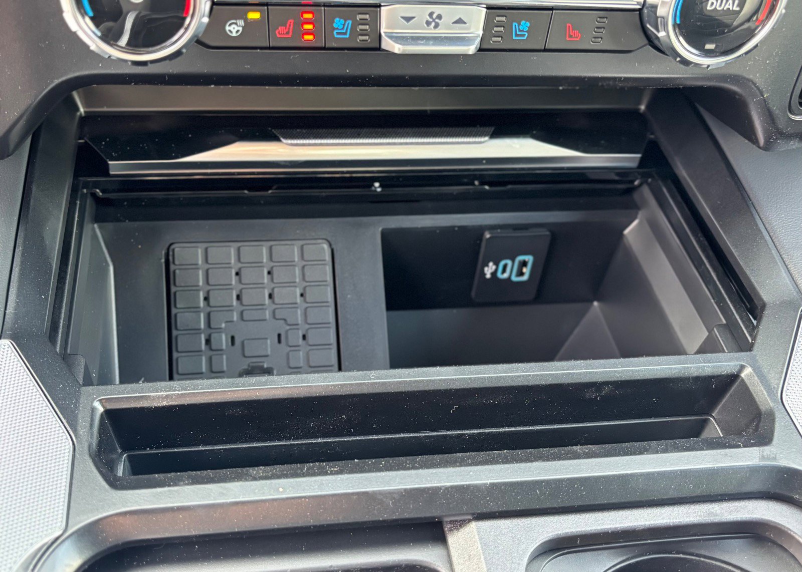 2026 Ford F-250 Super Duty Platinum - Photo 46