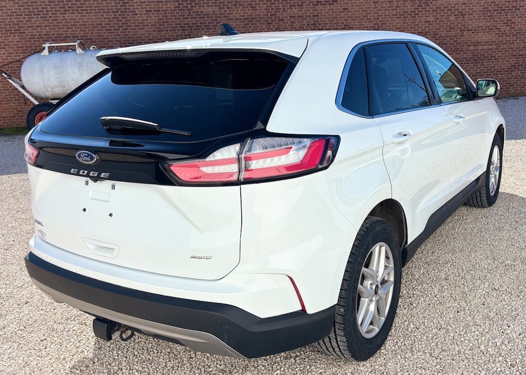 Used 2024 Ford Edge SEL SUV