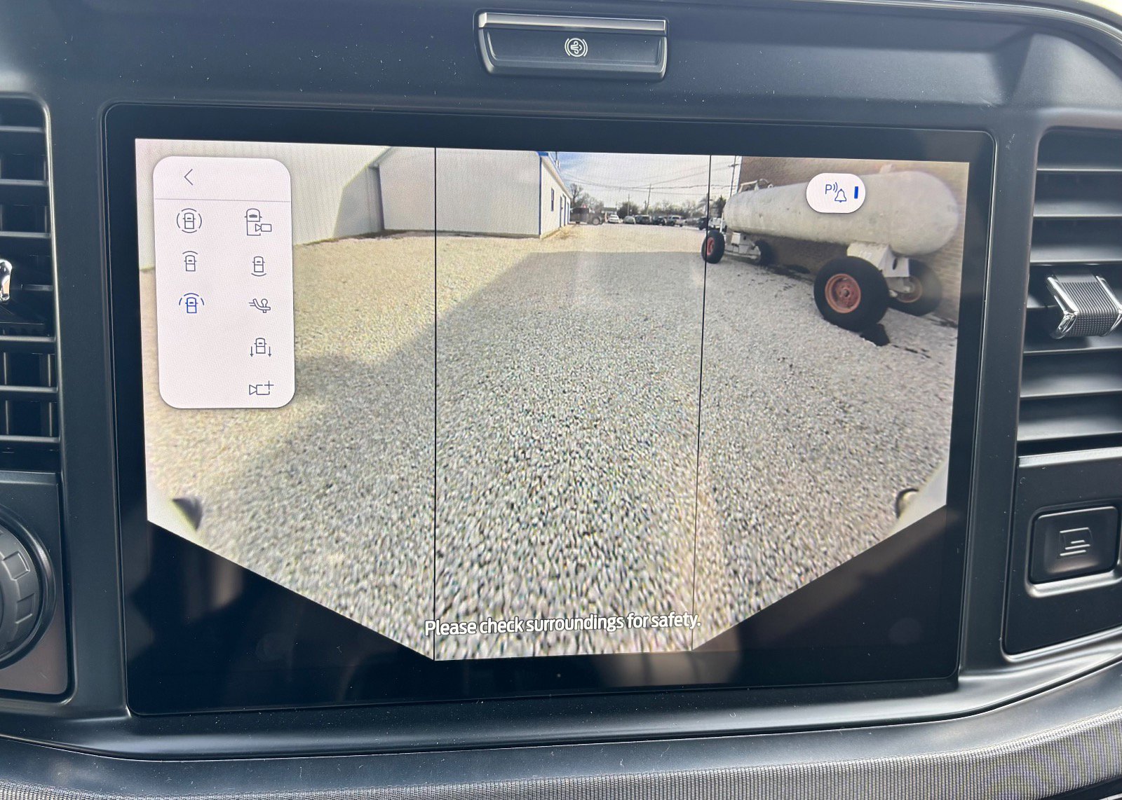 2026 Ford F-250 Super Duty Platinum - Photo 60