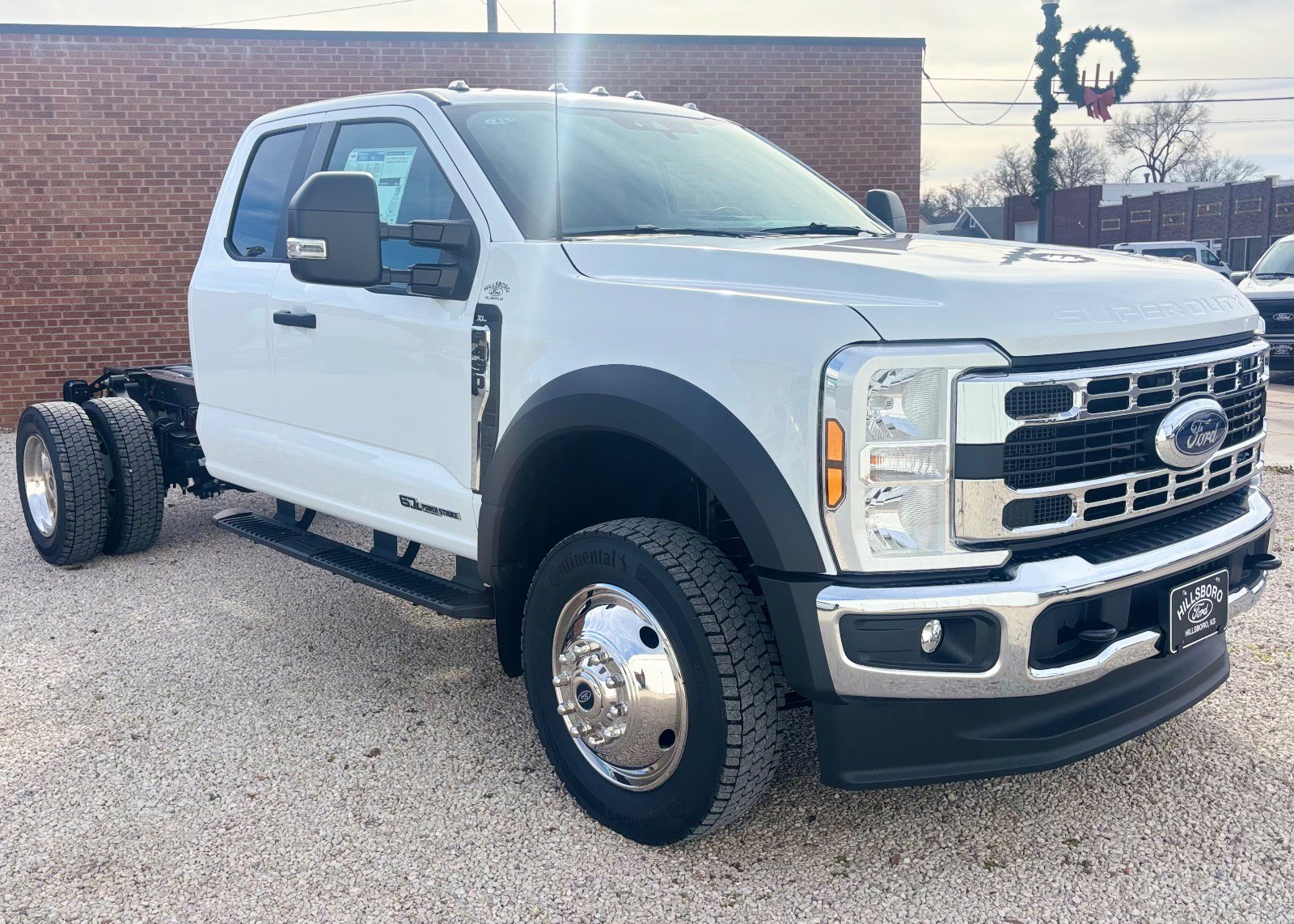 2026 Ford F-450 Super Duty Chassis Cab XL's photo