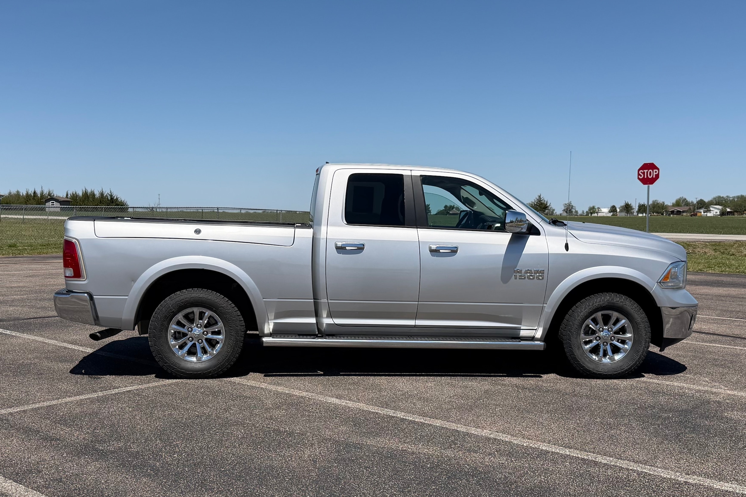 Used 2014 RAM Ram 1500 Pickup Laramie with VIN 1C6RR6JG4ES363433 for sale in Hillsboro, KS
