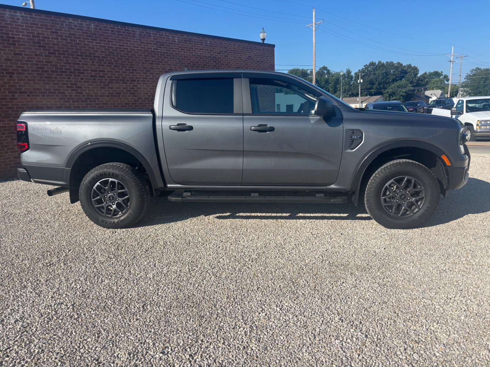 2024 Ford Ranger XLT photo 2