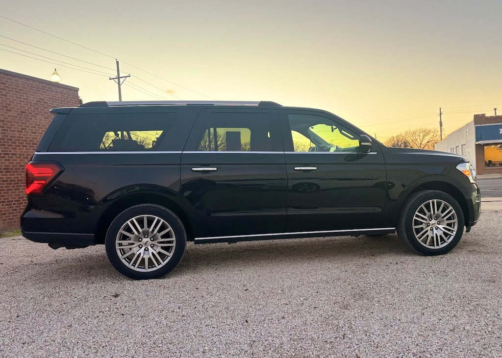 Used 2024 Ford Expedition Max Limited SUV