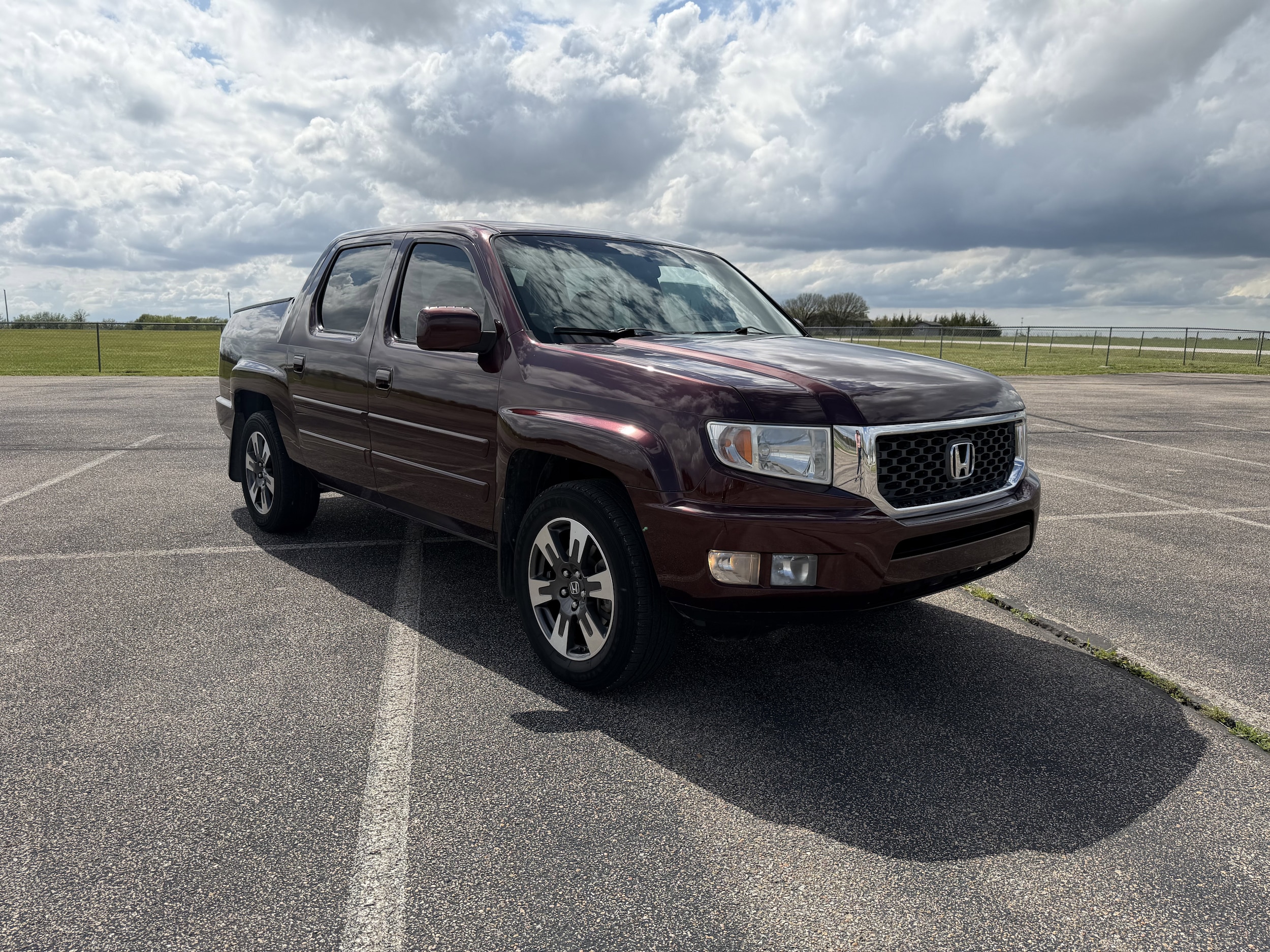 2011 Honda Ridgeline RTL w/Leather and Navi's photo