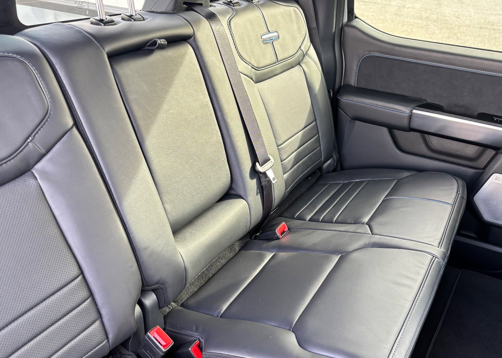2026 Ford F-250 Super Duty Platinum - Photo 30