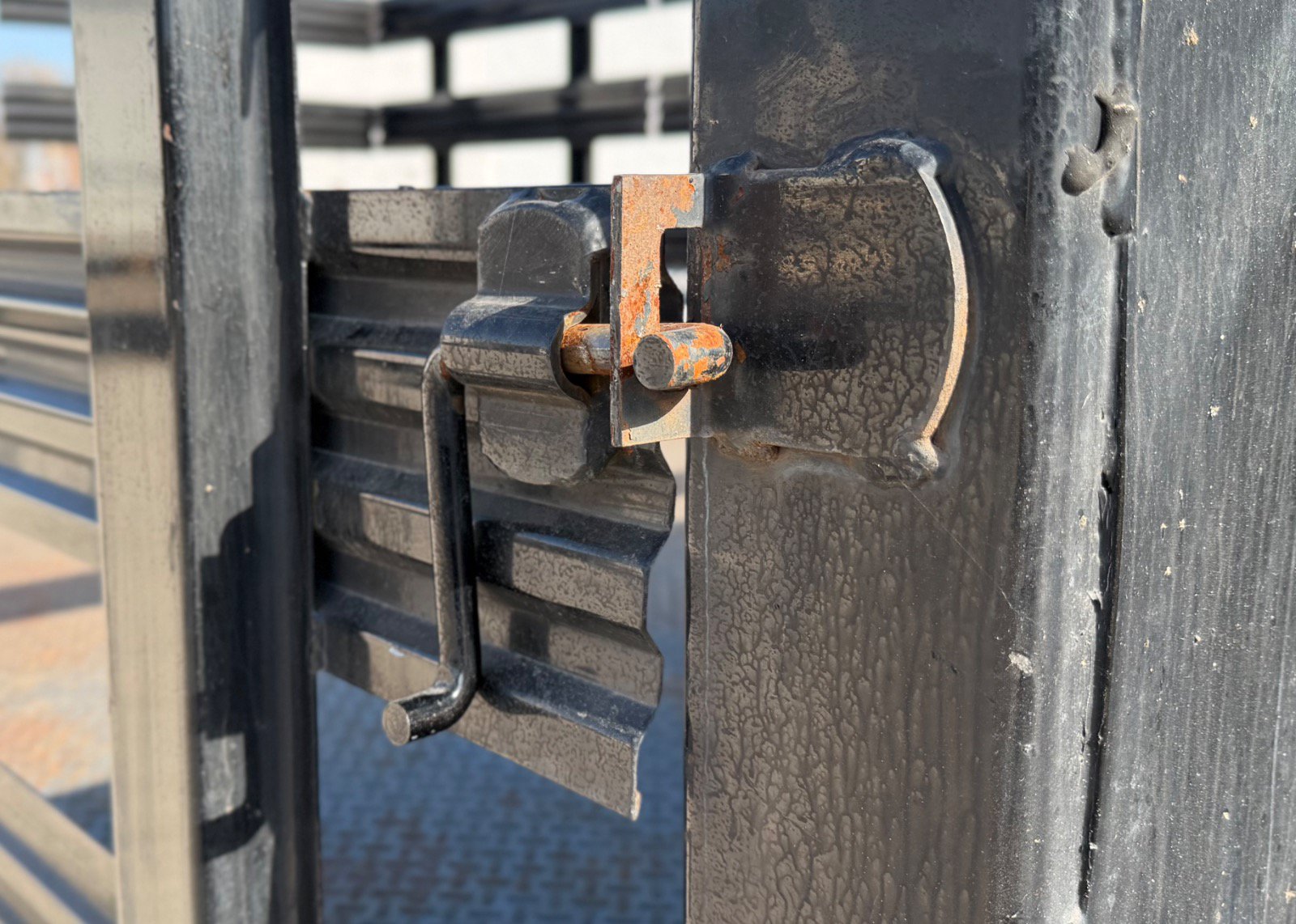 2021 Ford F-550 Super Duty Chassis Cab XLT - Photo 8