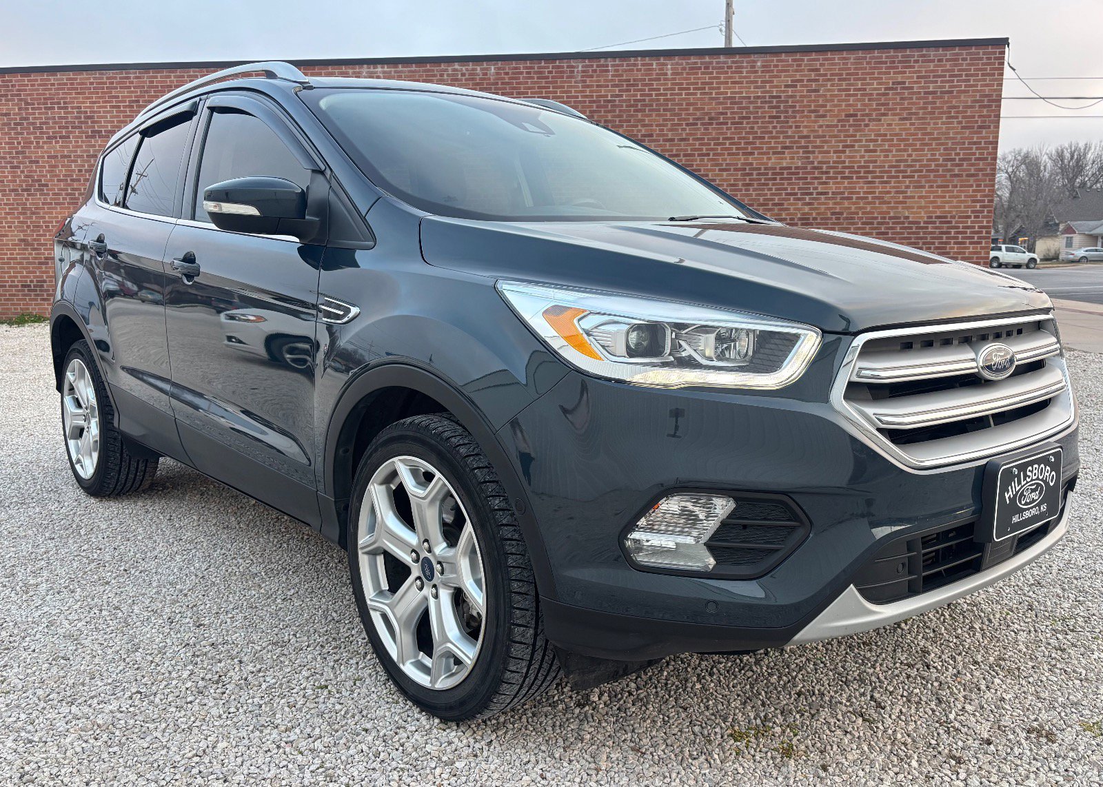 2019 Ford Escape Titanium's photo