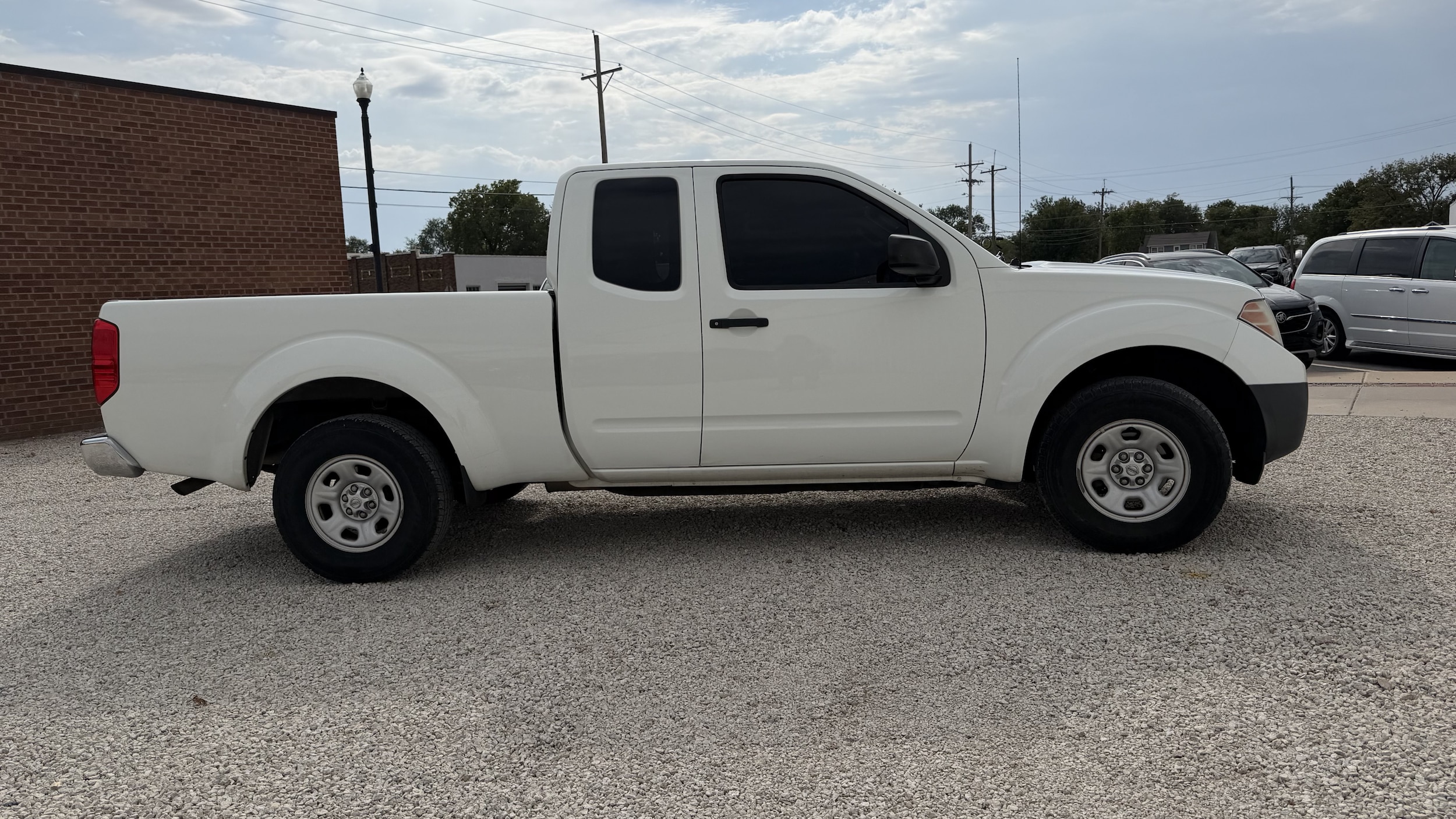 Used 2014 Nissan Frontier S with VIN 1N6BD0CTXEN771575 for sale in Hillsboro, KS