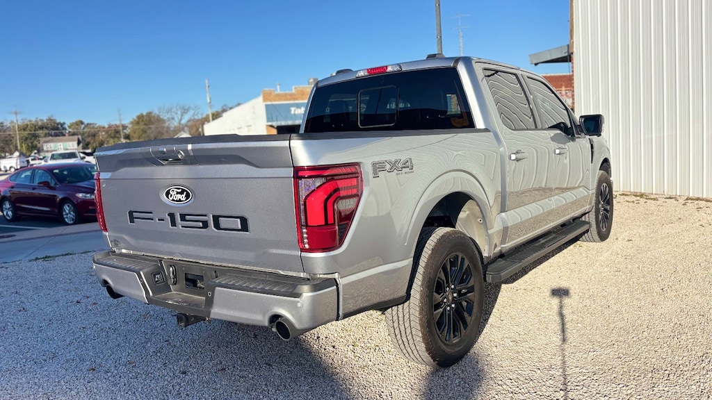 Used 2025 Ford F-150 LARIAT Truck SuperCrew Cab
