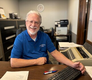 Staff member Randy Hagen from ID_01920a1d2731