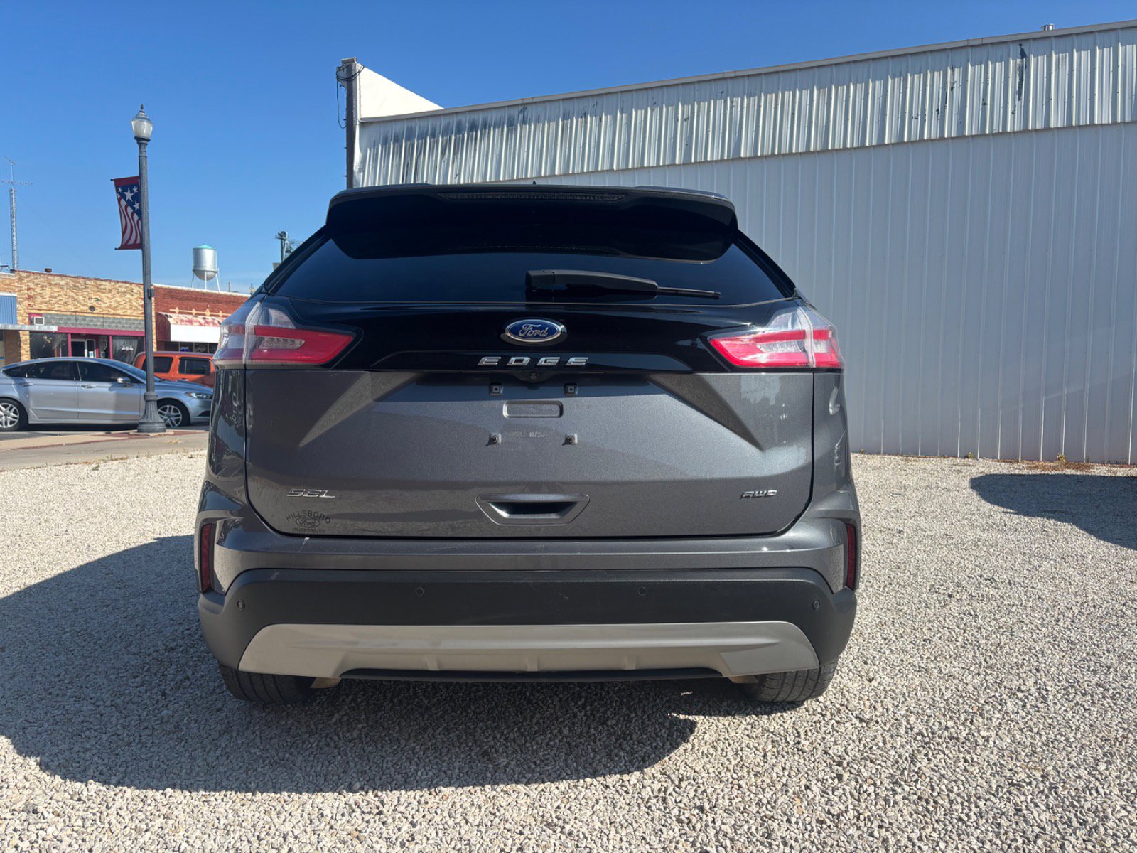 2021 Ford Edge SEL photo 4