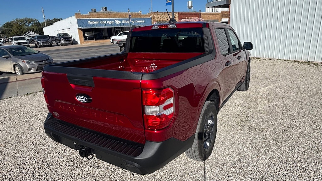 New 2025 Ford Maverick XLT XLT AWD SuperCrew