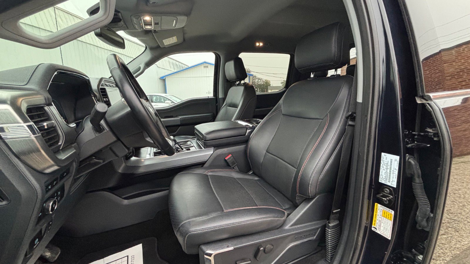 2022 Ford F-150 Lariat - Photo 22