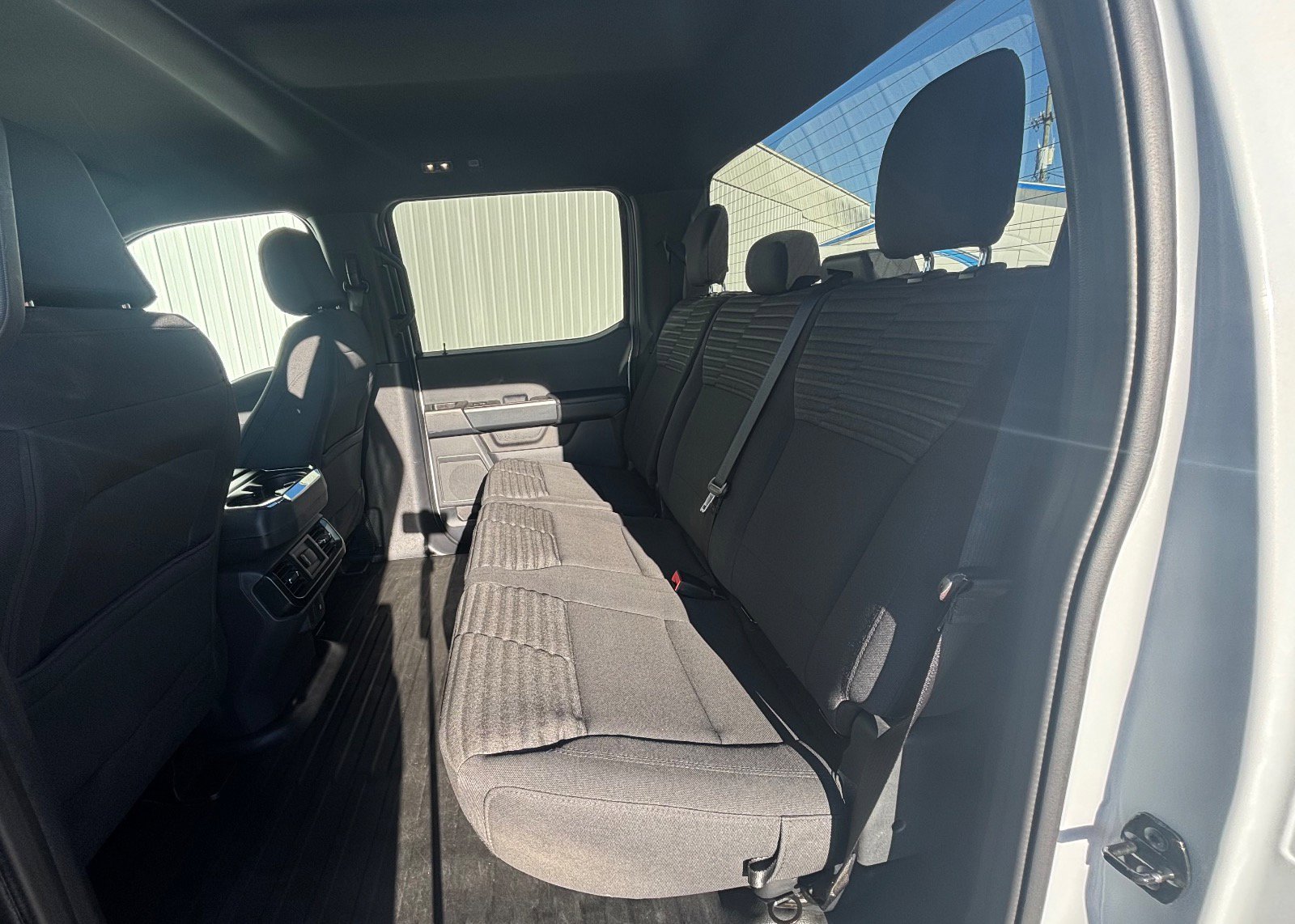 2022 Ford F-150 XL - Photo 18