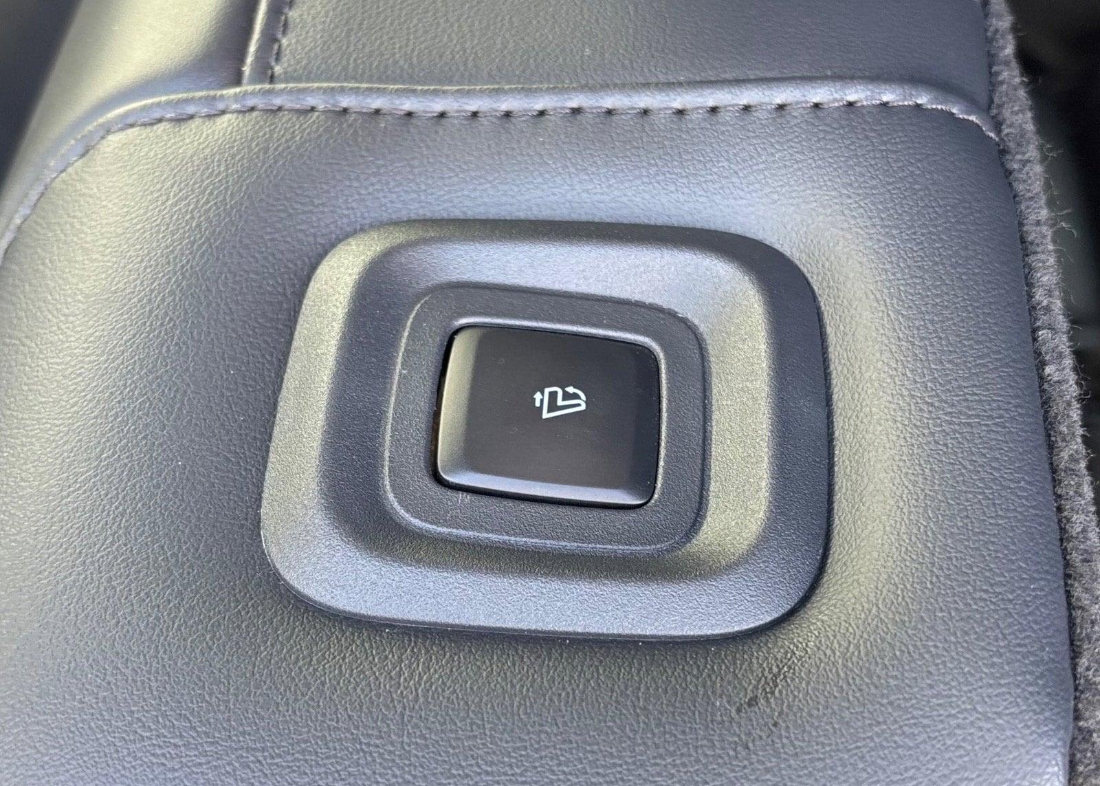 2025 Ford Expedition Platinum - Photo 34