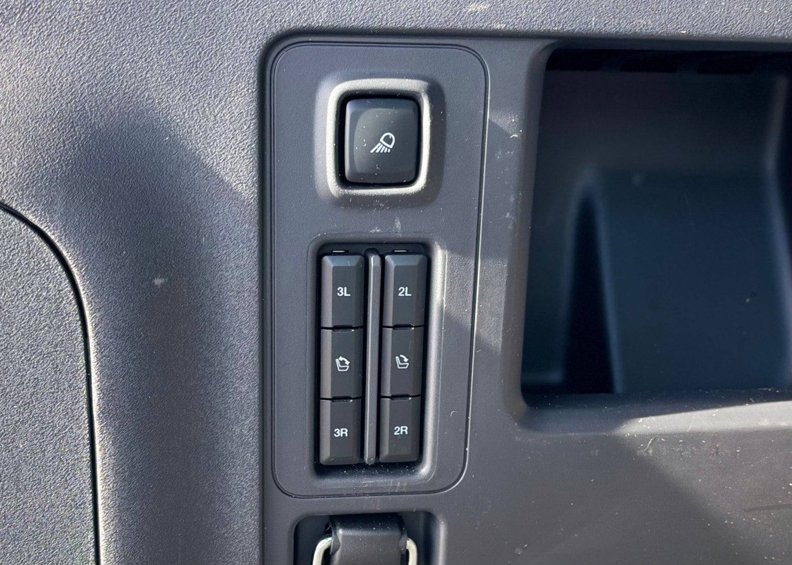 2025 Ford Expedition Platinum - Photo 8