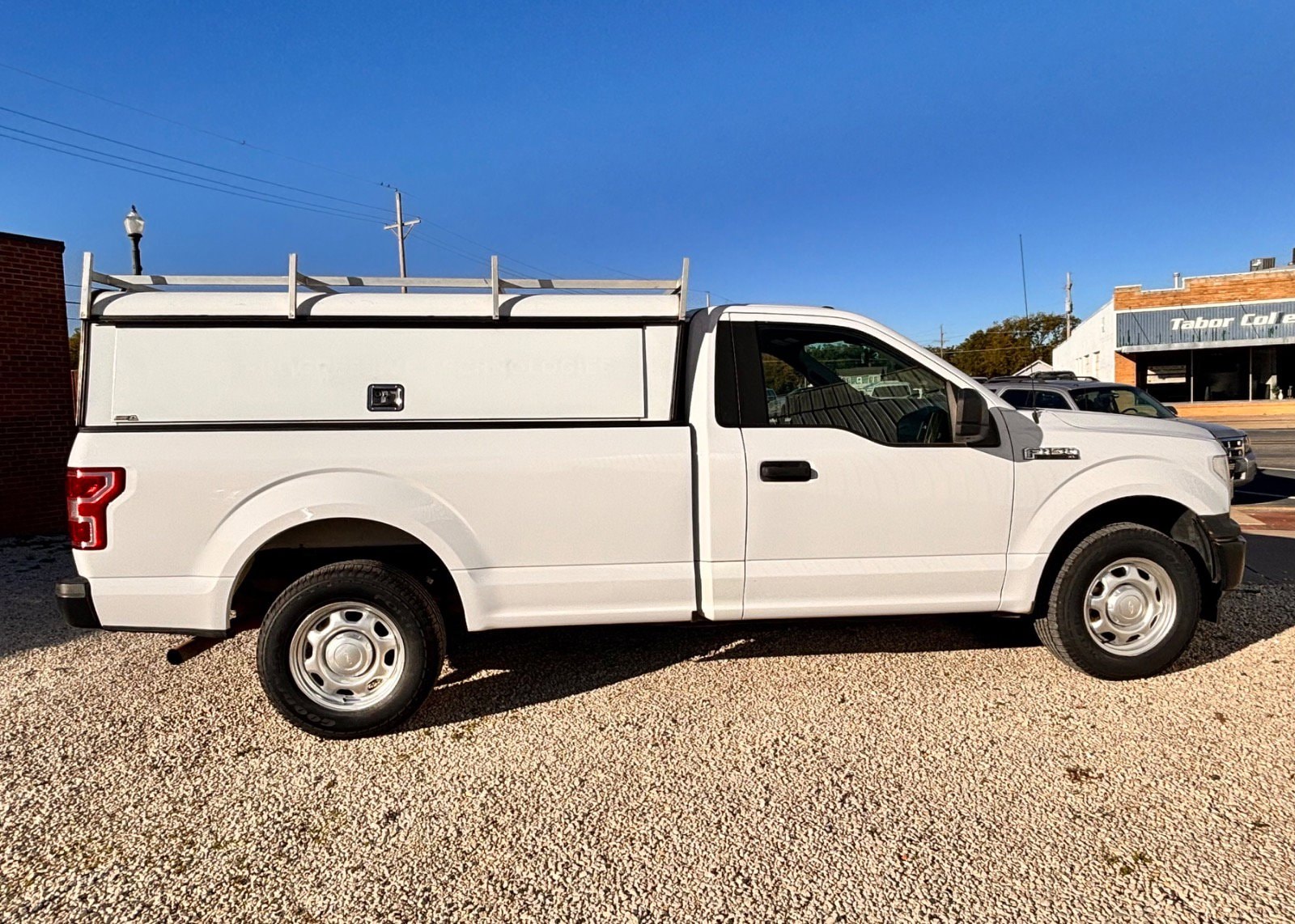 Used 2019 Ford F-150 XL with VIN 1FTMF1C55KKE51431 for sale in Hillsboro, KS
