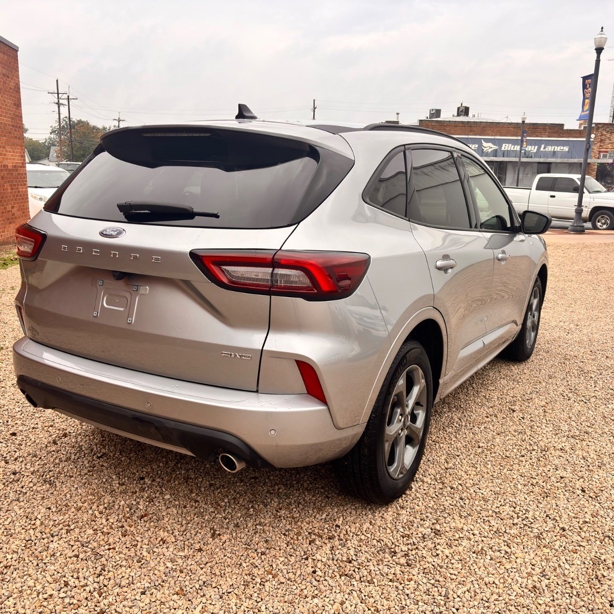 2023 Ford Escape ST-Line photo 3