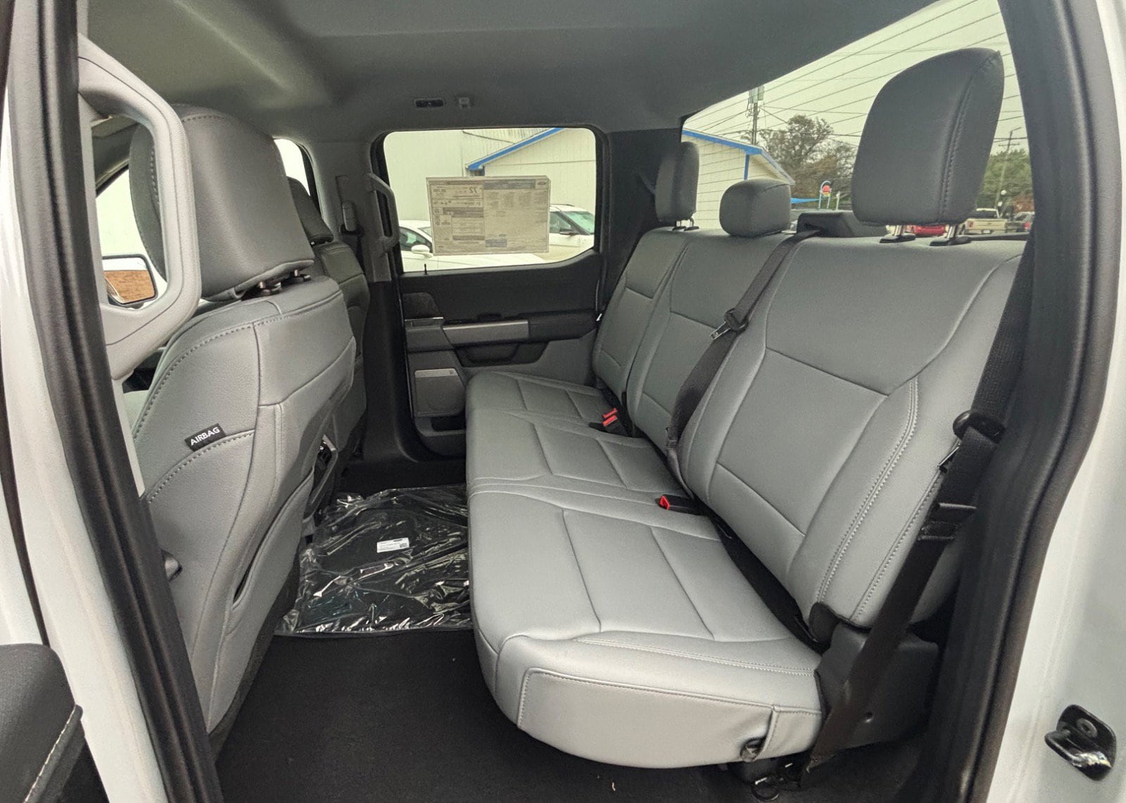 2025 Ford F-150 Lightning Flash - Photo 38