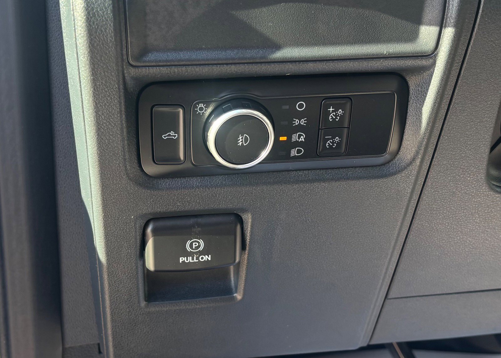 2022 Ford F-150 XL - Photo 26