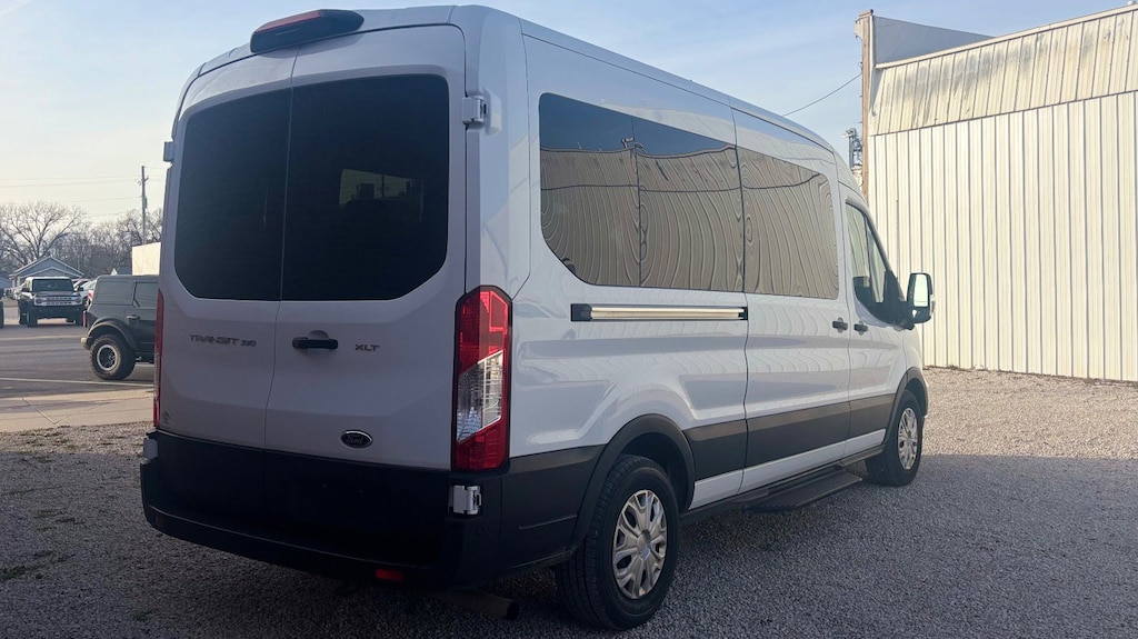 Used 2023 Ford Transit Passenger Wagon XLT Wagon Medium Roof Van