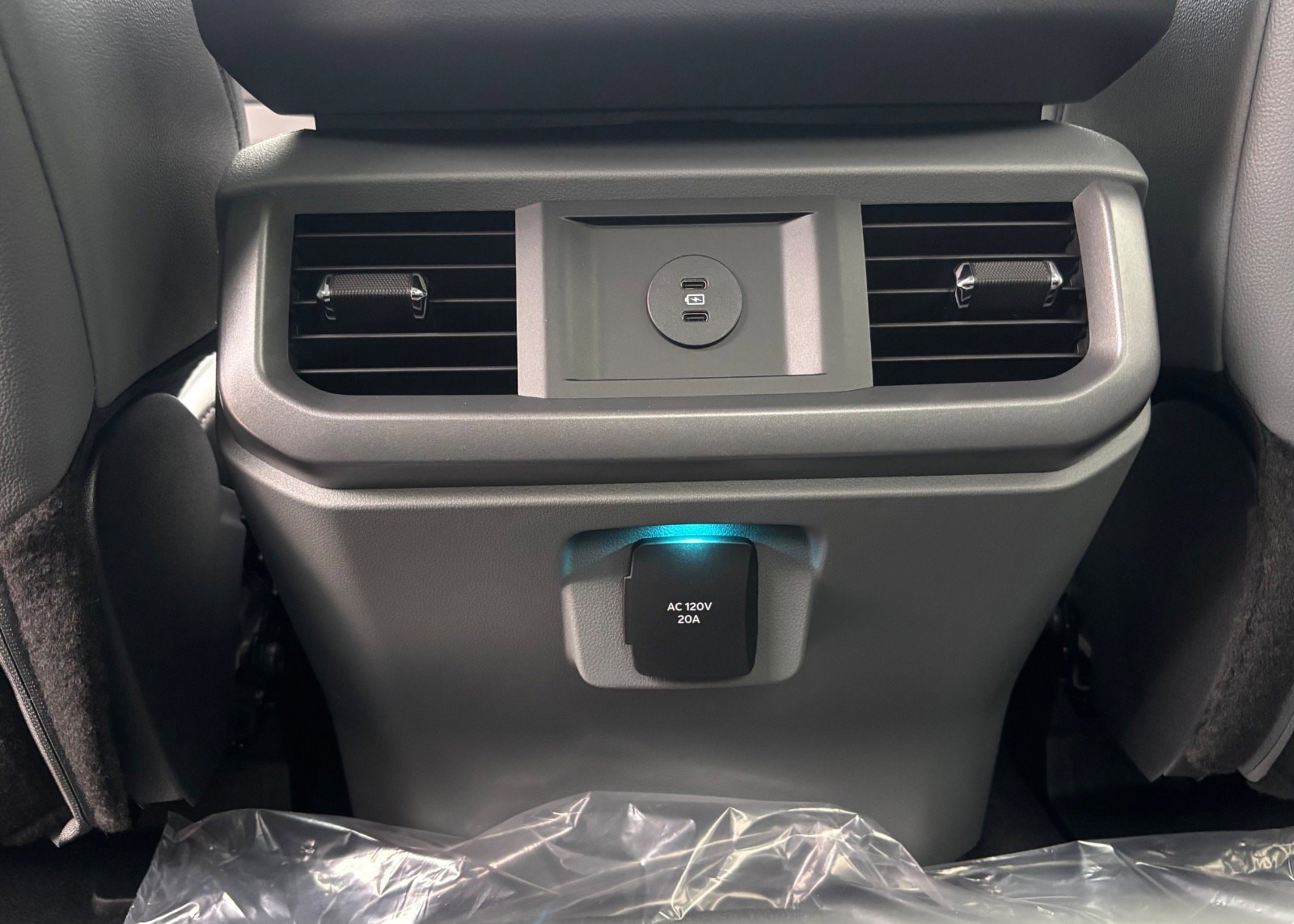 2025 Ford F-150 Lightning Flash - Photo 43