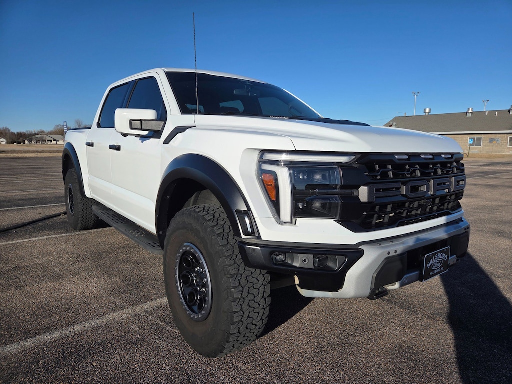 2024 Ford F-150 Raptor photo 4