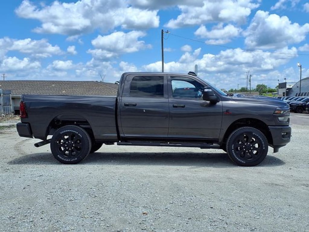 New 2026 Ram 2500 BLACK EXPRESS CREW CAB 4X4 6'4 BOX Pickup