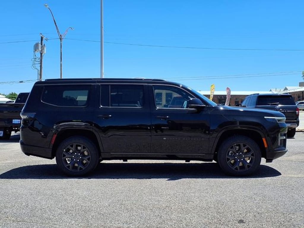 New 2026 Jeep Grand Wagoneer LIMITED ALTITUDE 4X4 Sport Utility
