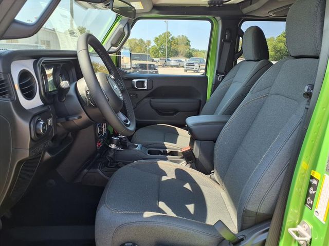 2025 Jeep Wrangler 4-Door Willys - Photo 14