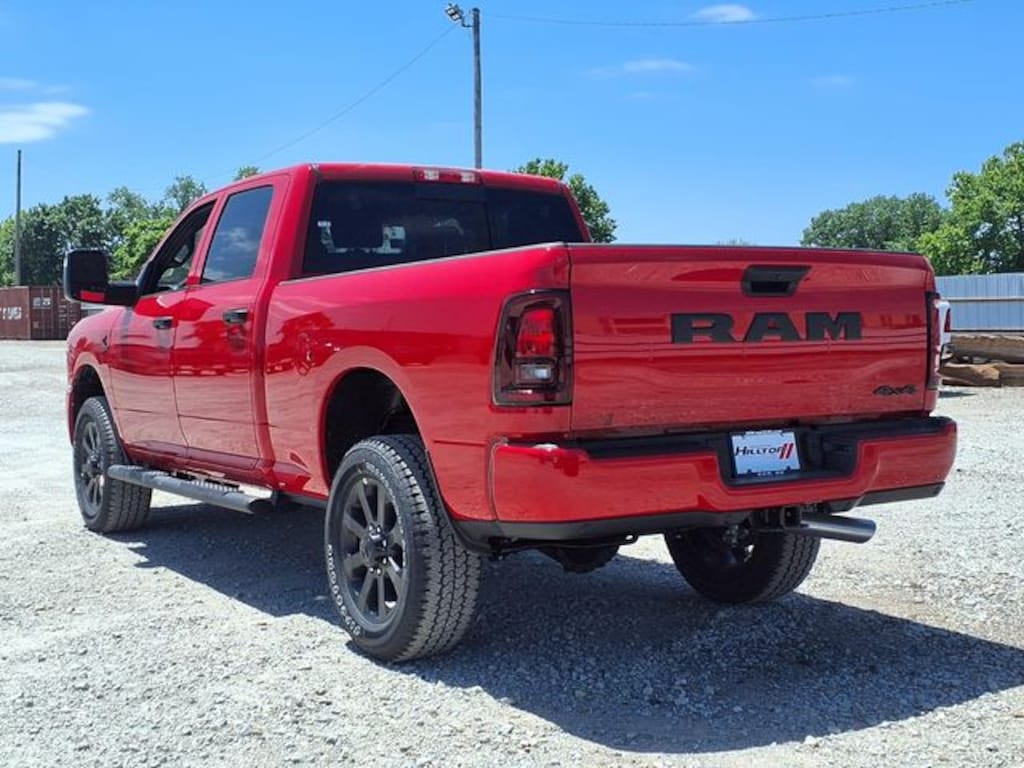 New 2026 Ram 2500 BLACK EXPRESS CREW CAB 4X4 6'4 BOX Pickup