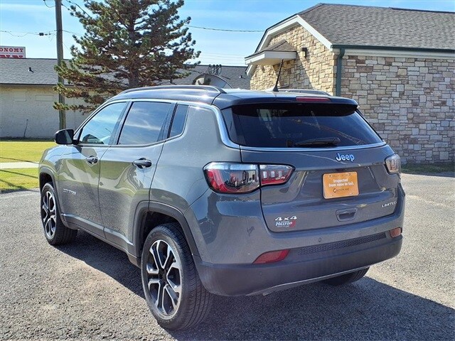 2024 Jeep Compass Limited photo 2