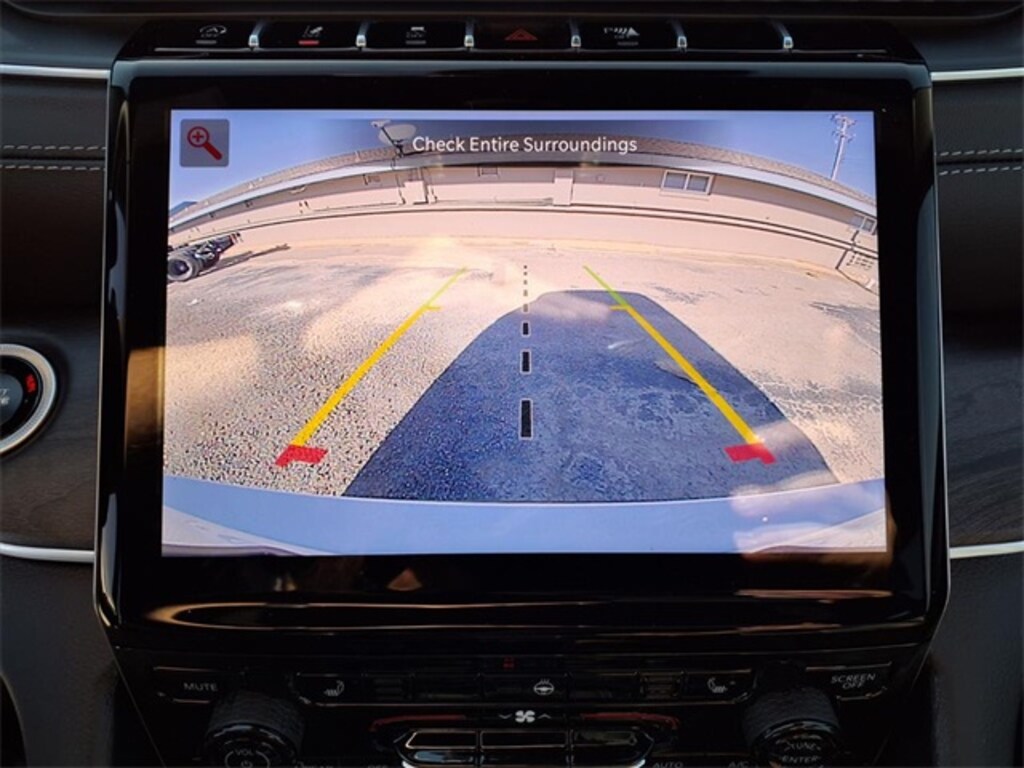 New 2025 Jeep Grand Cherokee L LIMITED 4X4 Sport Utility