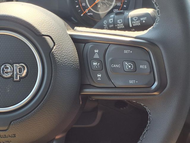 2025 Jeep Wrangler 4-Door Willys - Photo 10