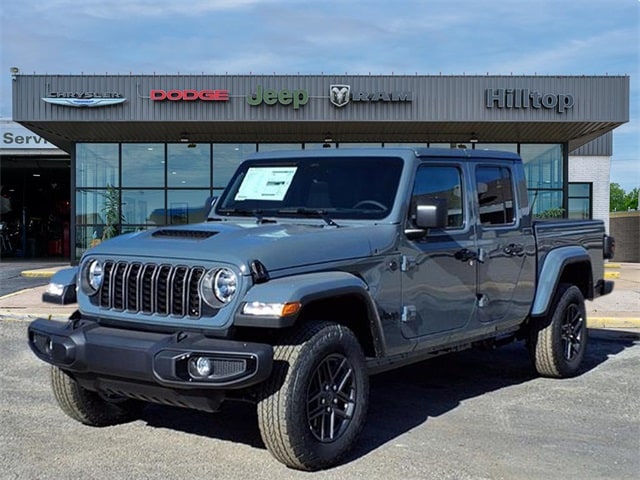 2026 Jeep Gladiator Sport S's photo
