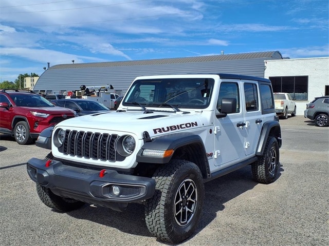 2024 Jeep Wrangler 4-Door Rubicon's photo
