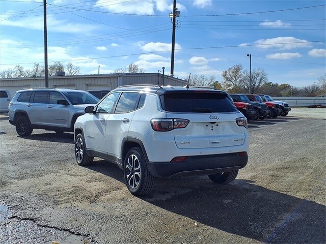 2024 Jeep Compass Limited photo 2