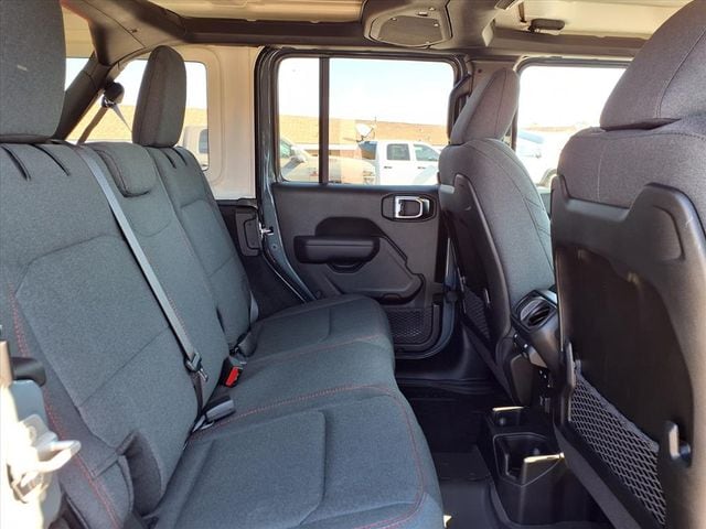 2025 Jeep Wrangler 4-Door Rubicon - Photo 17