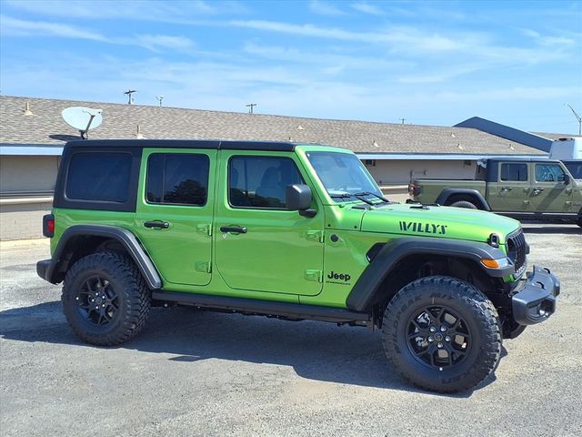 2025 Jeep Wrangler 4-Door Willys - Photo 22
