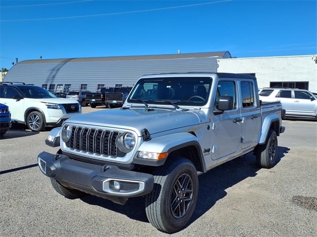 2024 Jeep Gladiator Sport S's photo