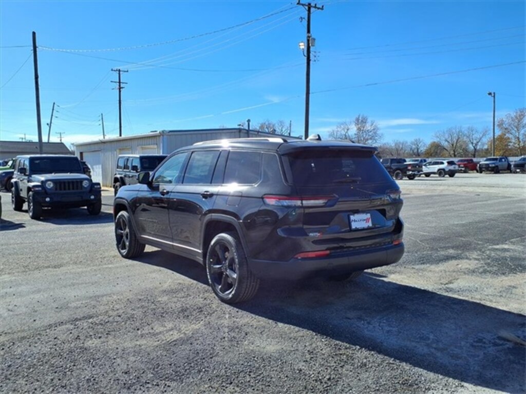 New 2025 Jeep Grand Cherokee L ALTITUDE X 4X4 Sport Utility