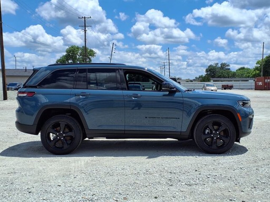 New 2026 Jeep Grand Cherokee LIMITED 4X4 Sport Utility