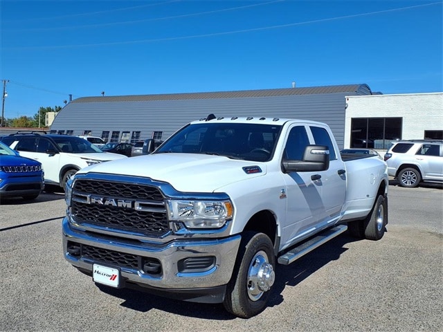 2024 RAM Ram 3500 Pickup Tradesman's photo