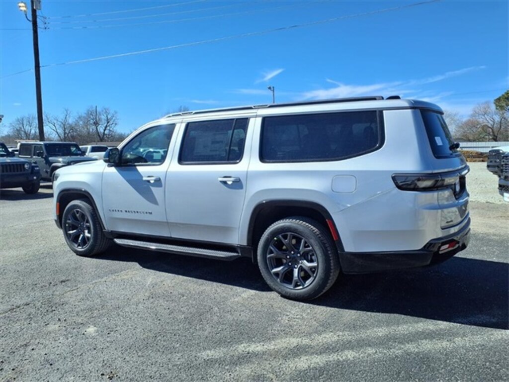 New 2026 Jeep Grand Wagoneer L LIMITED ALTITUDE 4X4 Sport Utility