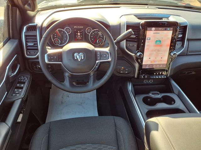 2026 RAM 2500 Big Horn - Photo 13