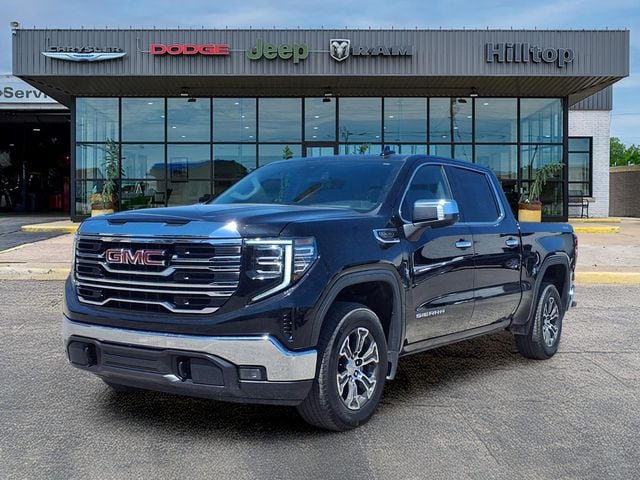 2025 GMC Sierra 4WD Crew Cab Short Box SLT's photo