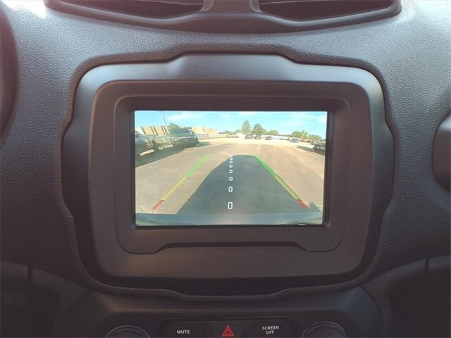 2020 Jeep Renegade Latitude photo 4
