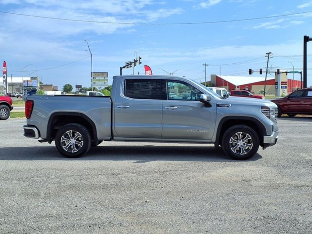 Used 2025 GMC Sierra 1500 SLT Truck Crew Cab